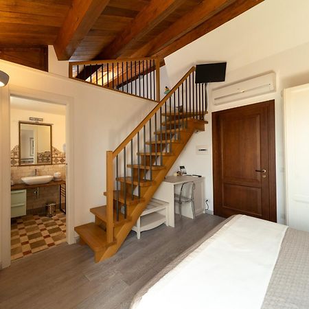 Bed and Breakfast Dimora Fontemaggio Cossignano Екстер'єр фото