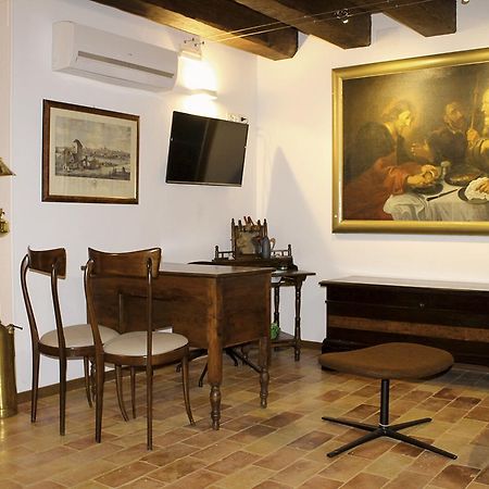 Bed and Breakfast Dimora Fontemaggio Cossignano Екстер'єр фото