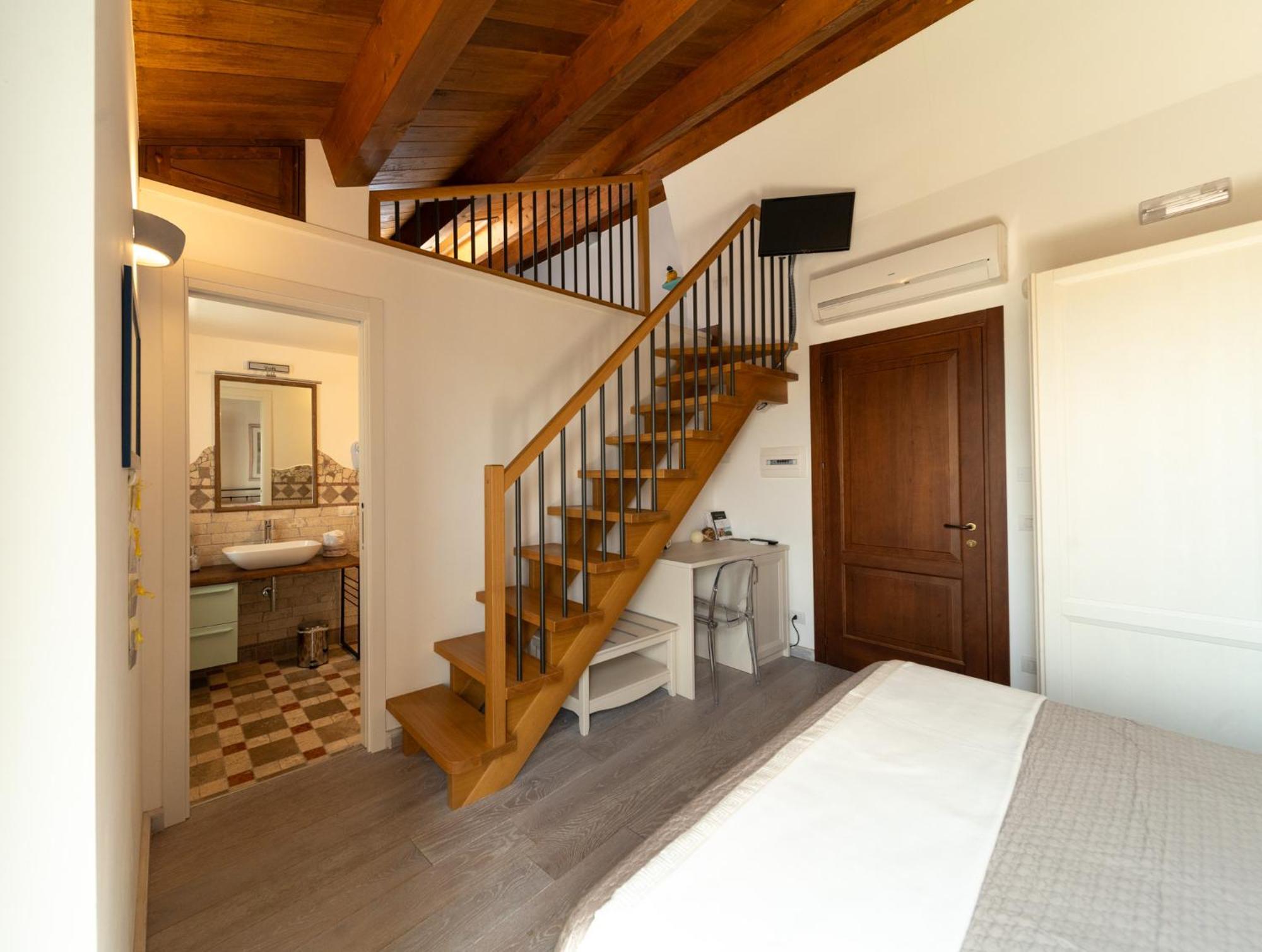 Bed and Breakfast Dimora Fontemaggio Cossignano Екстер'єр фото
