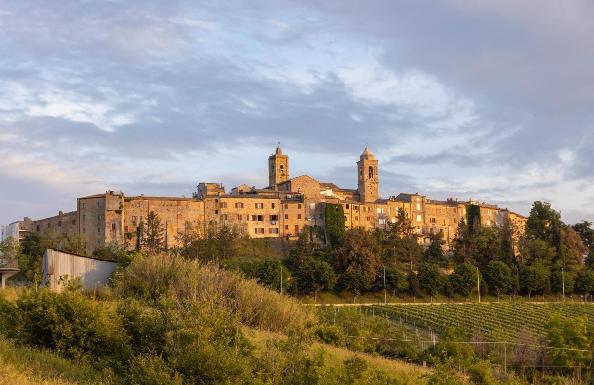 Bed and Breakfast Dimora Fontemaggio Cossignano Екстер'єр фото