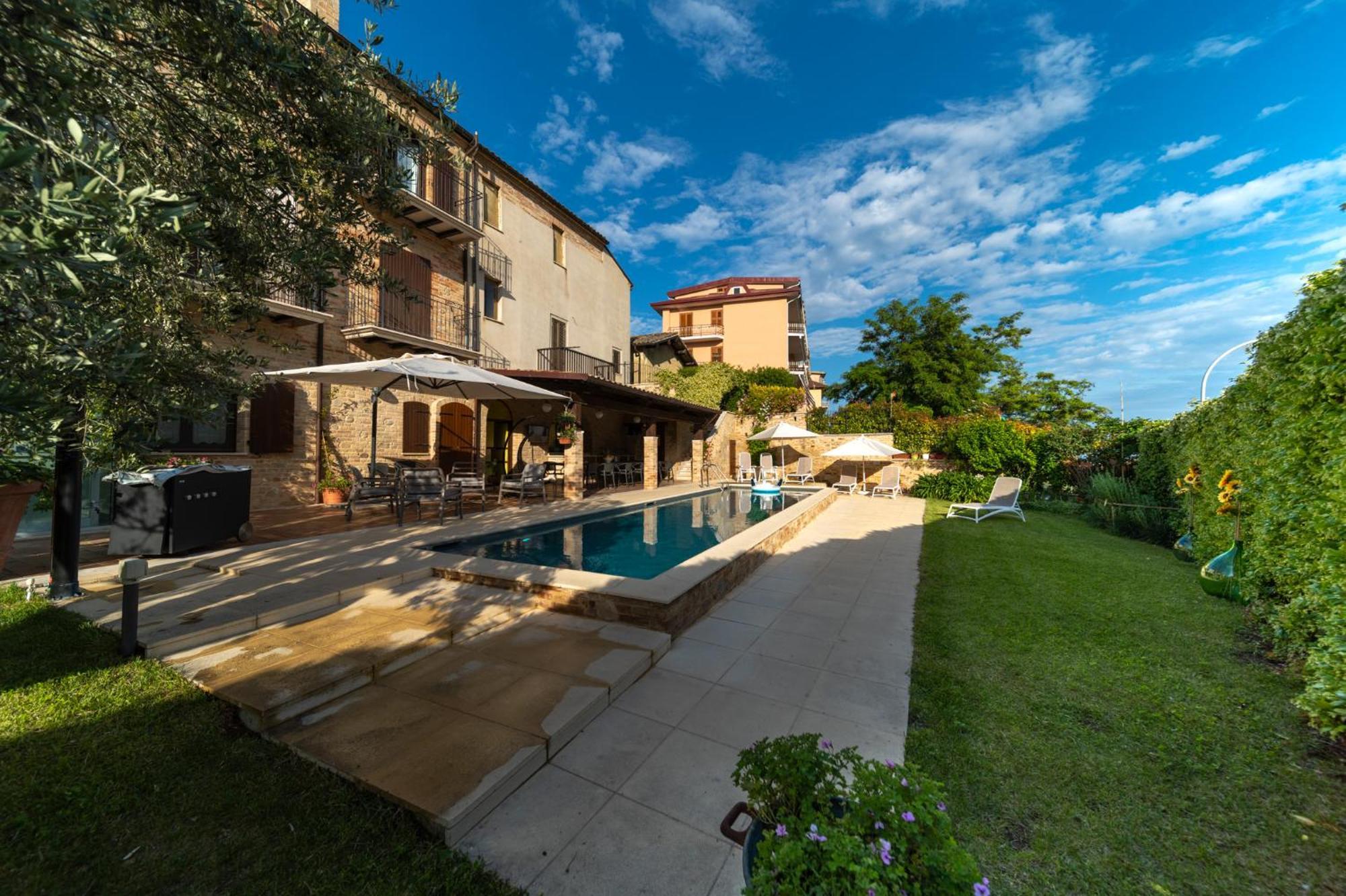 Bed and Breakfast Dimora Fontemaggio Cossignano Екстер'єр фото